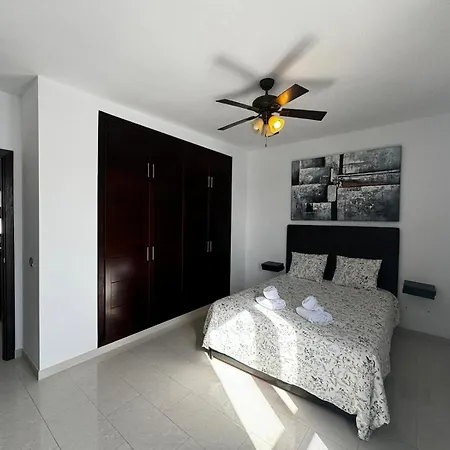 Сasa de vacaciones Nazaret Home