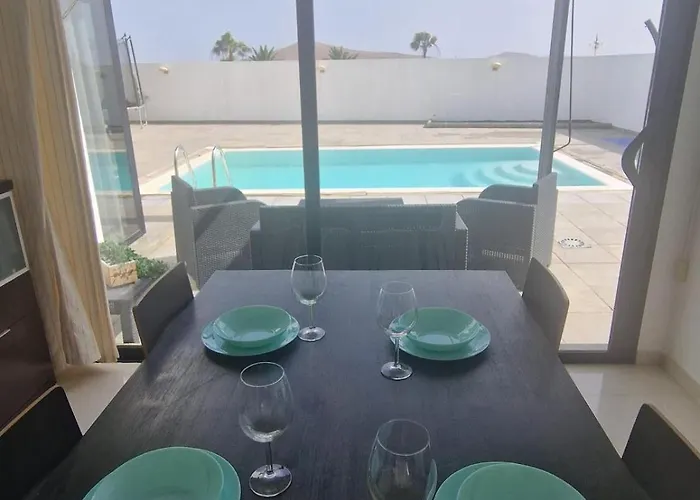 Сasa de vacaciones Nazaret Home