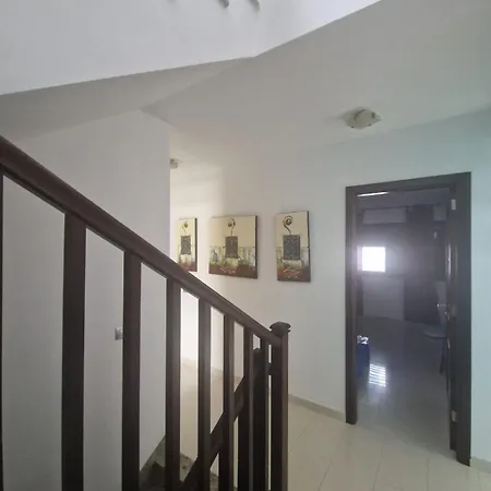 Nazaret Home *